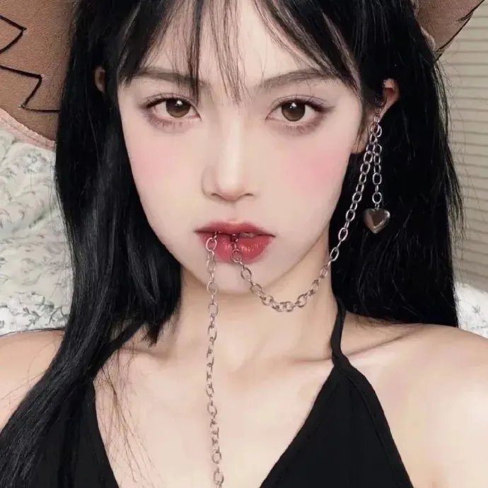 丽莎 海报